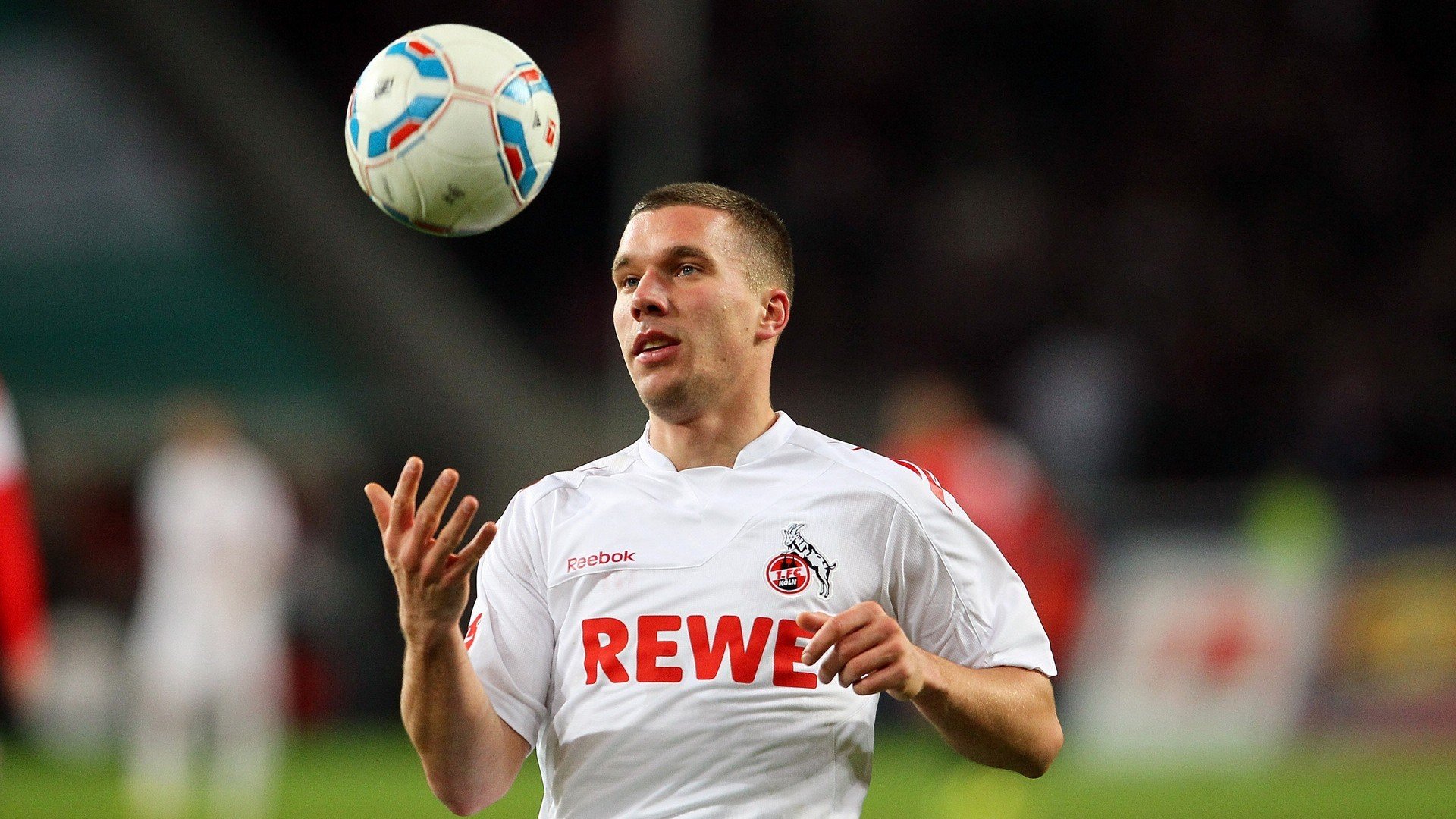 德甲俱乐部引入先进训练设备，提升青训水平，德甲俱乐部引入先进训练设备,提升青训水平